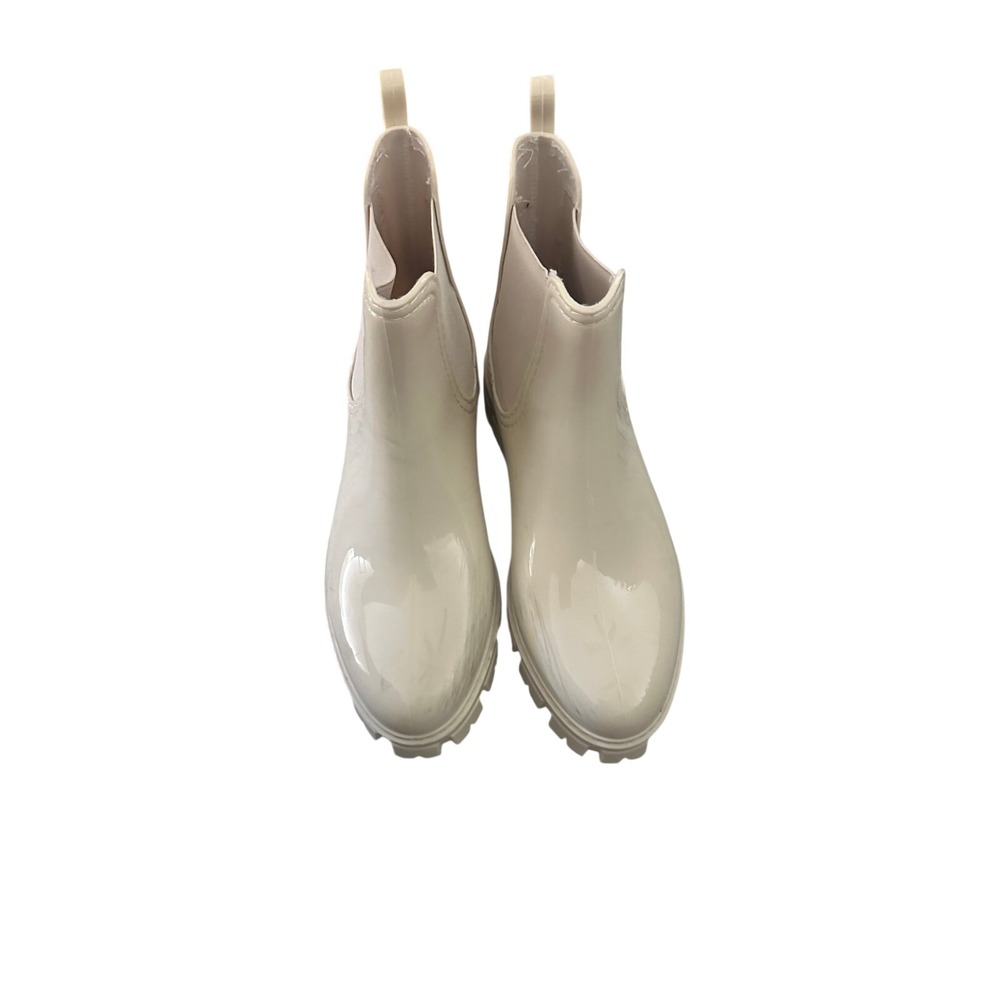 Womens Glossy Cream Chelsea Rain Boots Size 10 Lug Sole Waterproof Ankle Boots